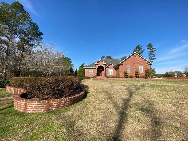 6784 Surrey Rd, Fayetteville, NC 28306