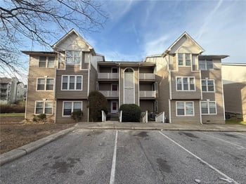 6788 Willowbrook Dr #4, Fayetteville, NC 28314