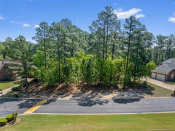 6789 Surrey Rd, Fayetteville, NC 28306