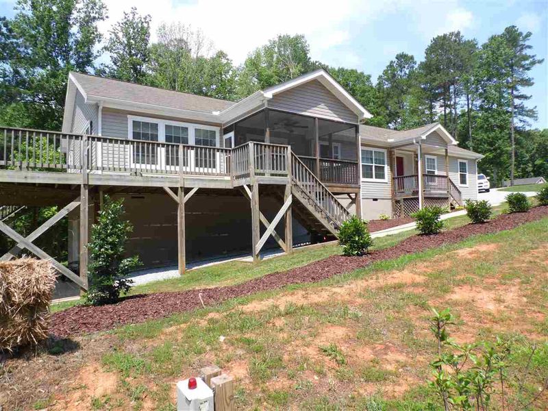 679 Sagamore Dr, Louisburg, NC 27549