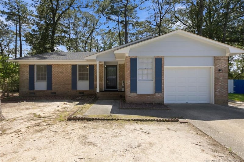 6791 Seaford Dr, Fayetteville, NC 28314