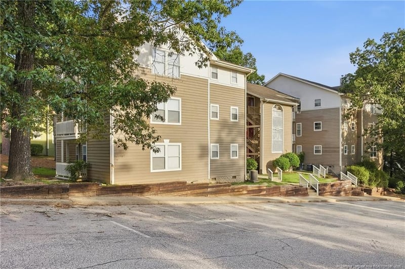 6792-17 Willowbrook Dr, Fayetteville, NC 28314