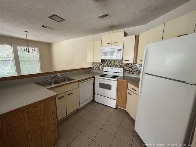 6792 Willowbrook Dr #14, Fayetteville, NC 28314