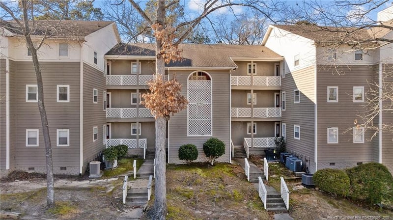 6792 Willowbrook Dr #4, Fayetteville, NC 28314