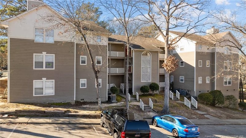 6792 Willowbrook Dr #4, Fayetteville, NC 28314
