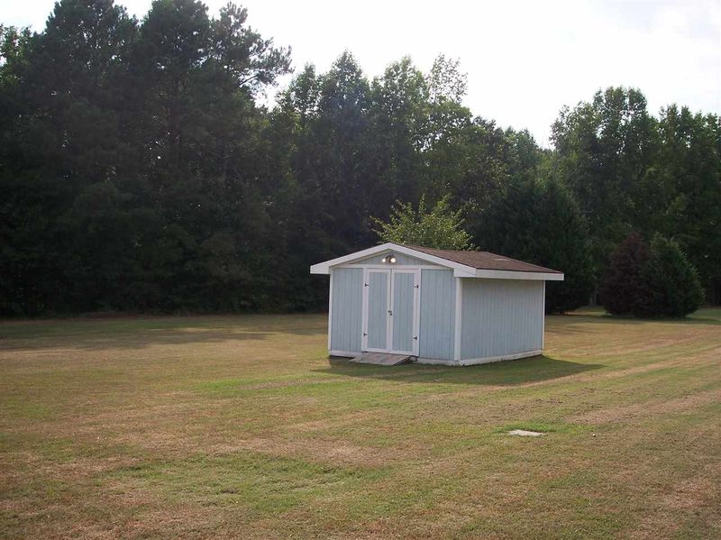 68 Applecross Dr, Clayton, NC 27520