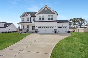 68 Bodacious Ln, Benson, NC 27504
