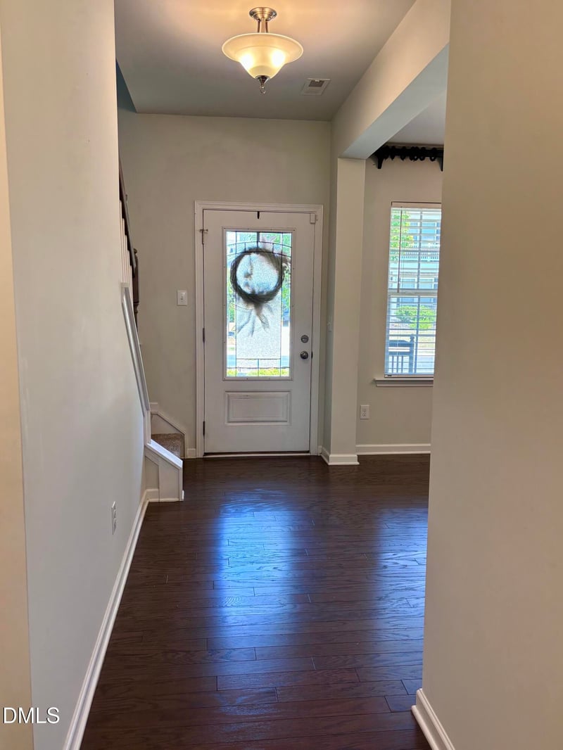 68 Chinaberry Dr, Clayton, NC 27527