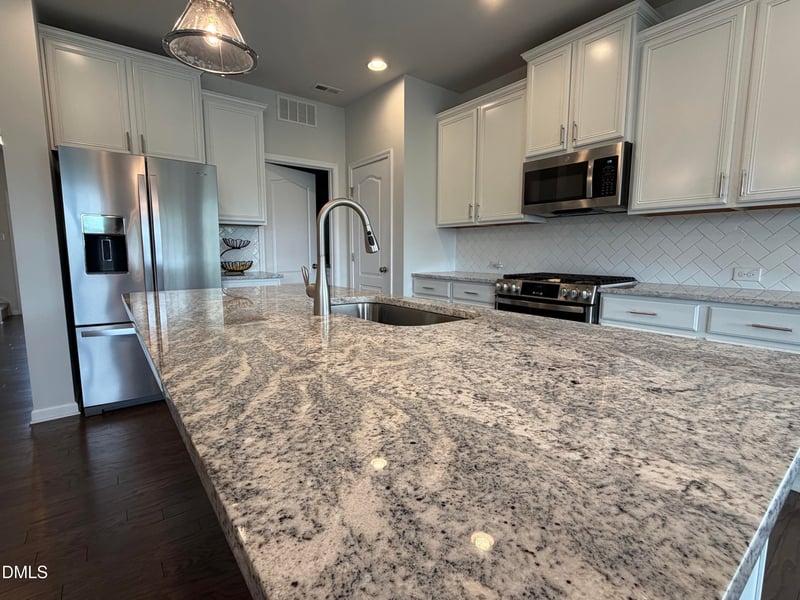68 Chinaberry Dr, Clayton, NC 27527
