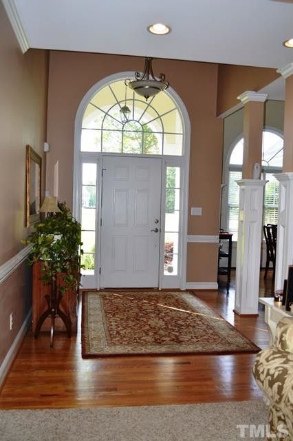 68 Debbar Dr, Clayton, NC 27527