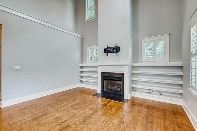68 Duffy St, Clayton, NC 27527