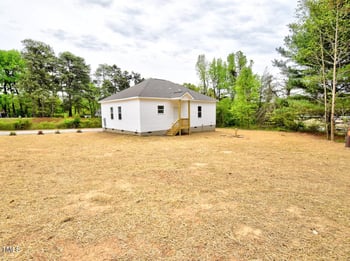68 Grace Way, Henderson, NC 27537