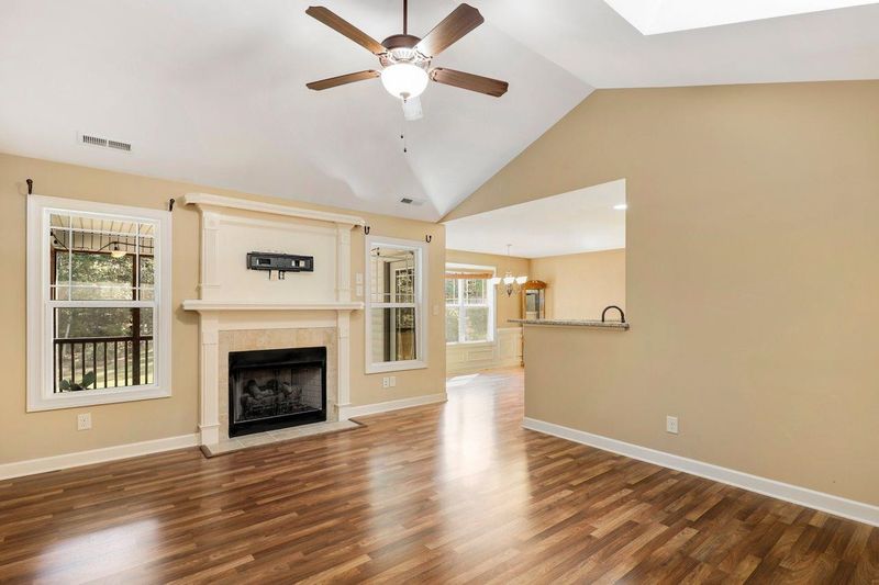 68 Gray Ct, Smithfield, NC 27577