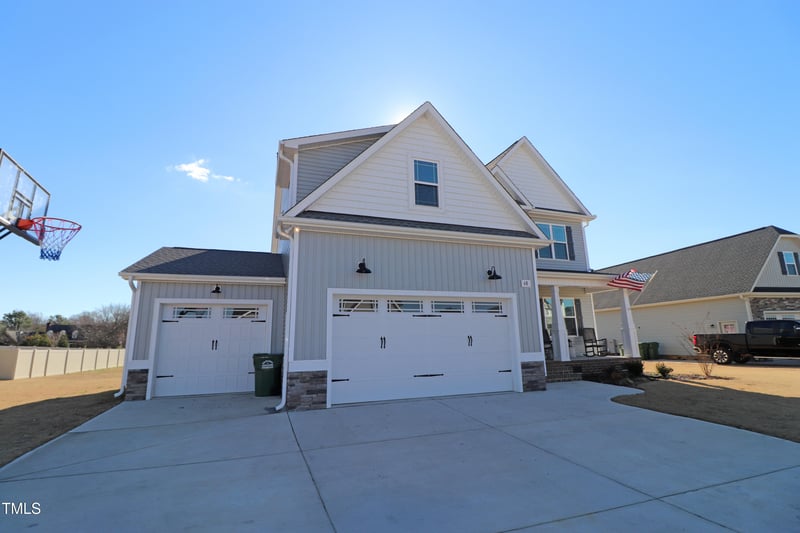 68 Hampshire Ct, Four Oaks, NC 27524