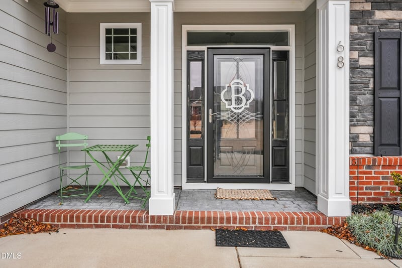 68 Jeans Way, Benson, NC 27504