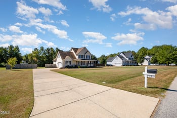 68 Landover Ln, Four Oaks, NC 27524