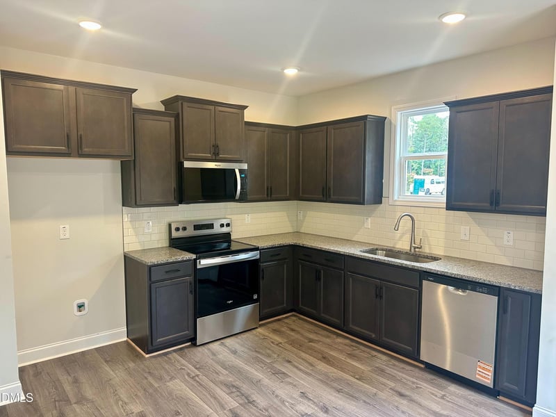 68 Legolas Ct, Middlesex, NC 27557