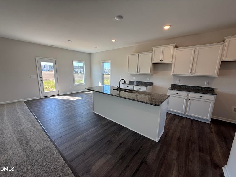 68 Mossy Bridge Ct, Lillington, NC 27546