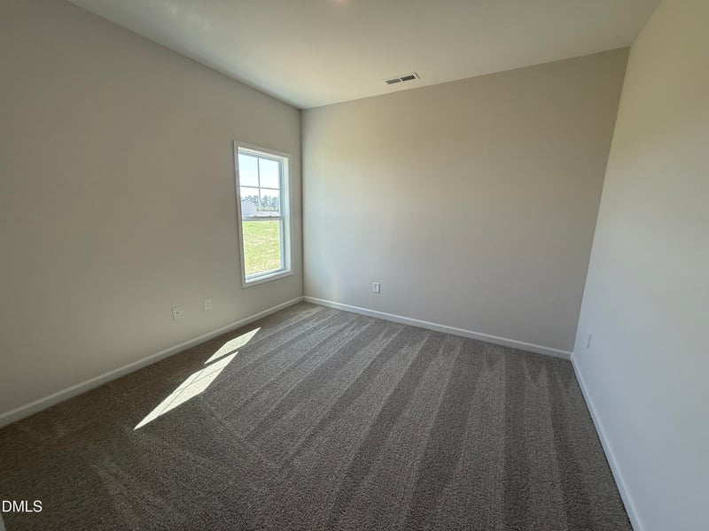 68 Mossy Bridge Ct, Lillington, NC 27546