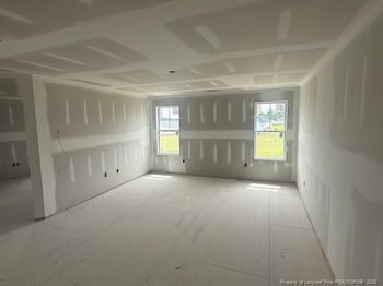 68 Mossy Bridge Ct, Lillington, NC 27546