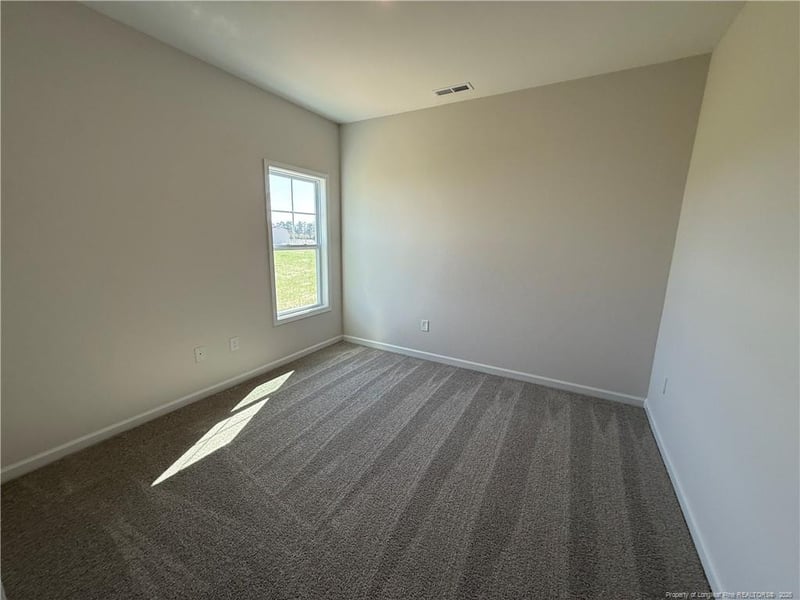 68 Mossy Bridge Ct, Lillington, NC 27546