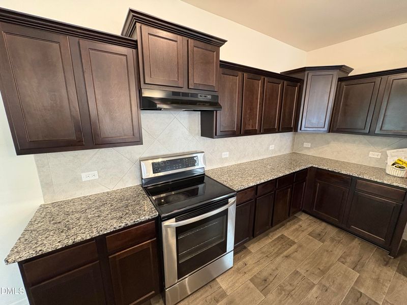 68 Norris Farm Dr, Angier, NC 27501