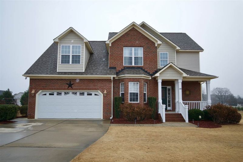 68 Oak Run Dr, Clayton, NC 27520
