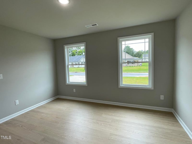 68 Oakfield Trace Dr, Four Oaks, NC 27524