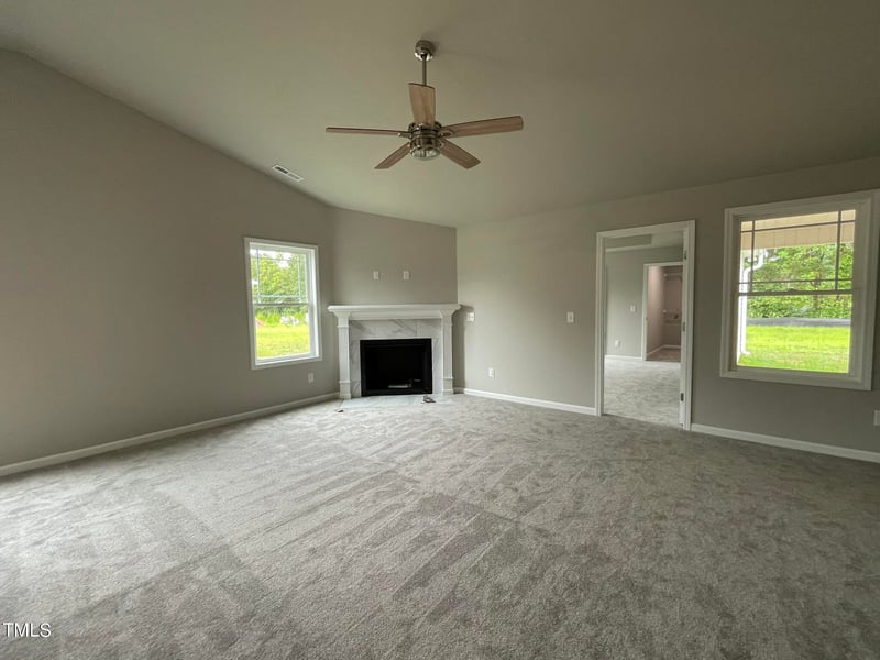 68 Oakfield Trace Dr, Four Oaks, NC 27524