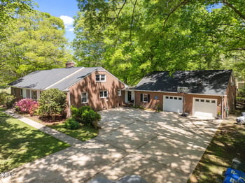 68 Oakwood Dr, Chapel Hill, NC 27517