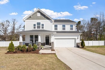 68 Salem Village Dr, Fuquay Varina, NC 27526