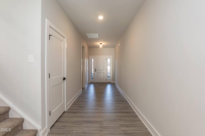 68 Streamline Ct, Lillington, NC 27546