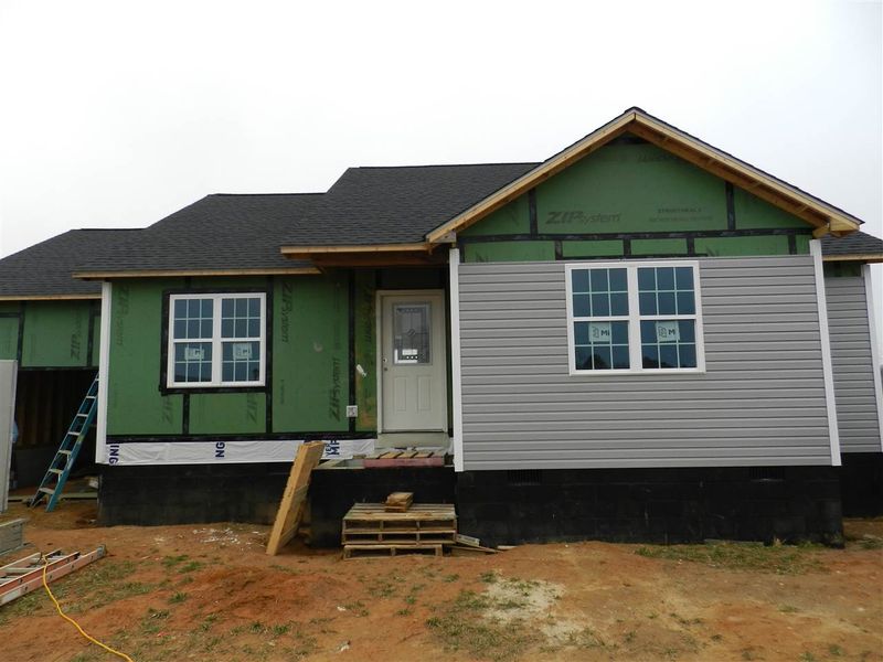 68 Sugarhill Dr, Zebulon, NC 27597
