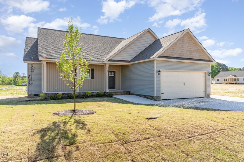 68 Tee Dr, Selma, NC 27576