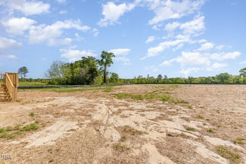 68 Tee Dr, Selma, NC 27576