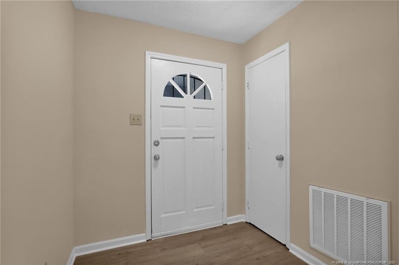 6800 Buttermere Dr, Fayetteville, NC 28314