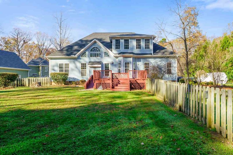 6800 Cool Pond Rd, Raleigh, NC 27613