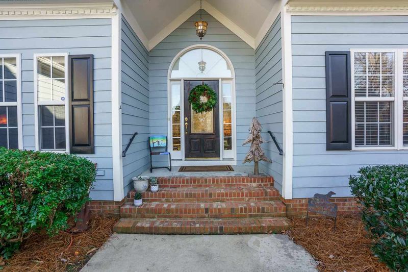 6800 Cool Pond Rd, Raleigh, NC 27613