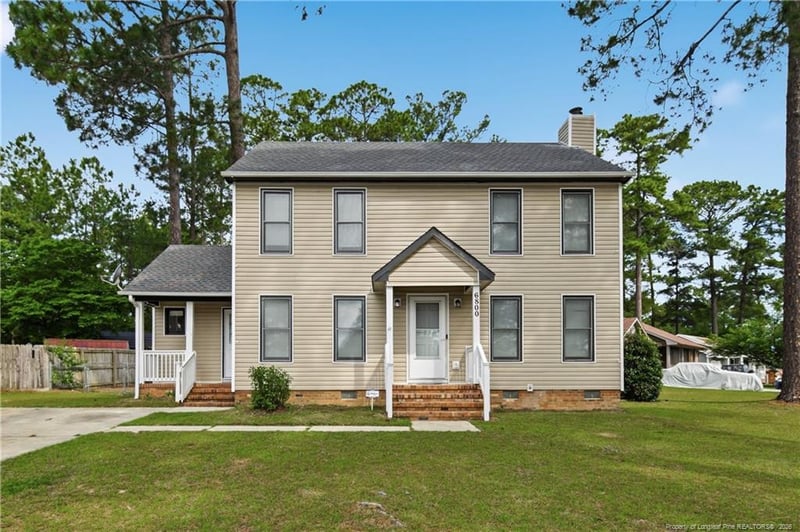 6800 Creston Cir, Fayetteville, NC 28314