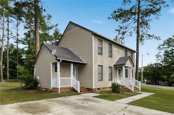6800 Creston Cir, Fayetteville, NC 28314