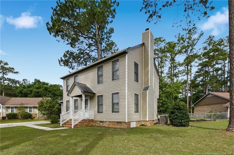 6800 Creston Cir, Fayetteville, NC 28314