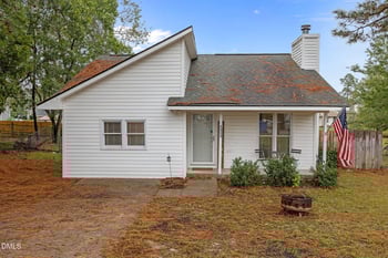 6800 Kingsgate Dr, Fayetteville, NC 28314