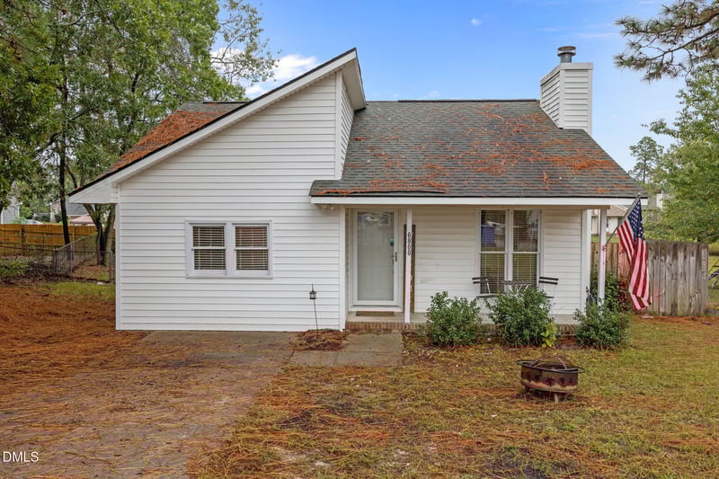 6800 Kingsgate Dr, Fayetteville, NC 28314
