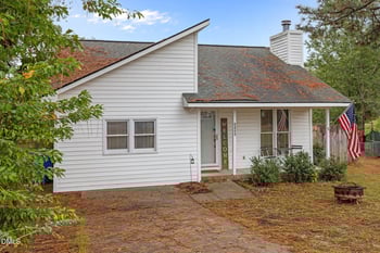 6800 Kingsgate Dr, Fayetteville, NC 28314