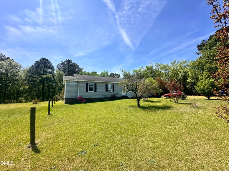 6800 Nc 96 , Selma, NC 27576