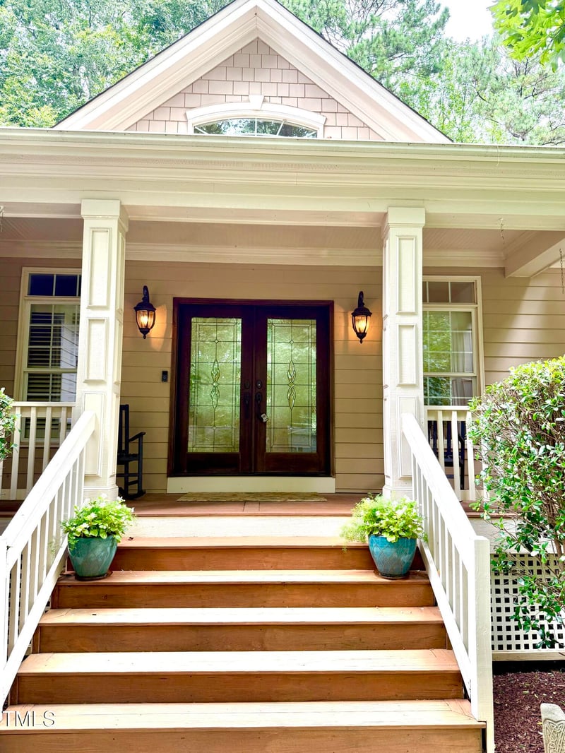 6801 Valley Lake Dr, Raleigh, NC 27612