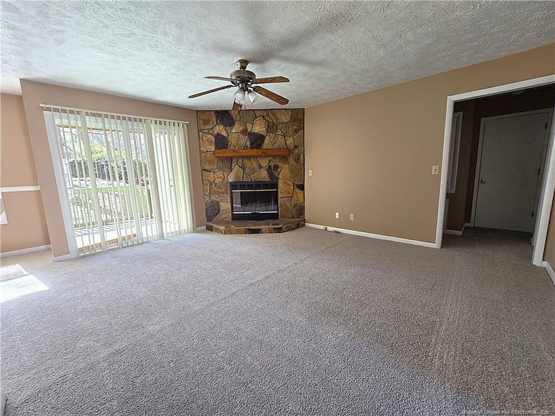 6801 Willowbrook Dr #2, Fayetteville, NC 28314