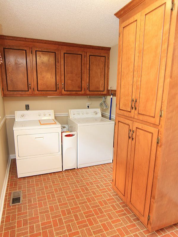 6802 Guess Rd, Hillsborough, NC 27278