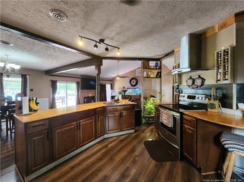6804 Timbercroft Ln, Fayetteville, NC 28314
