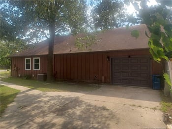 6804 Timbercroft Ln, Fayetteville, NC 28314